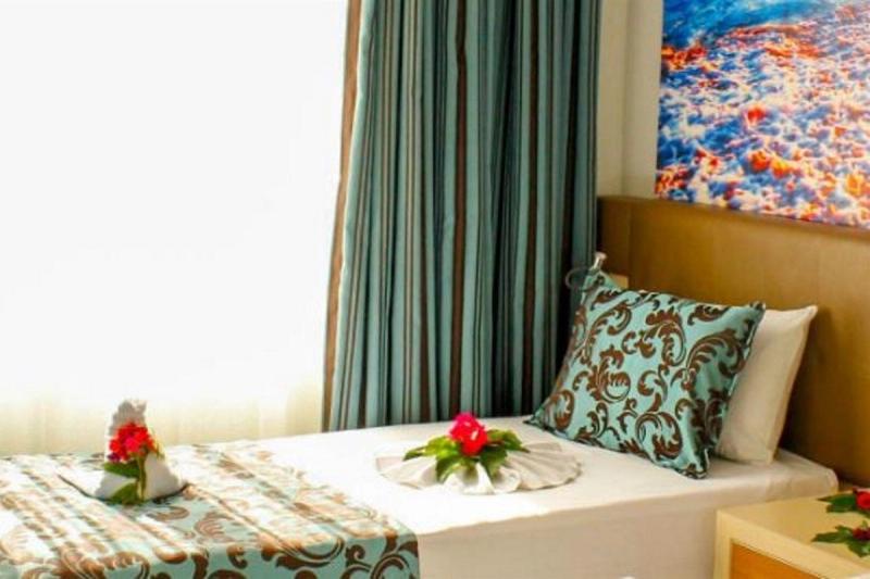 Ark Suite Hotel - Image 3
