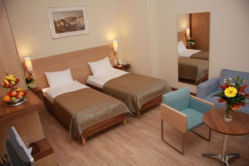 Hotel Bristol Budapest - Image 6