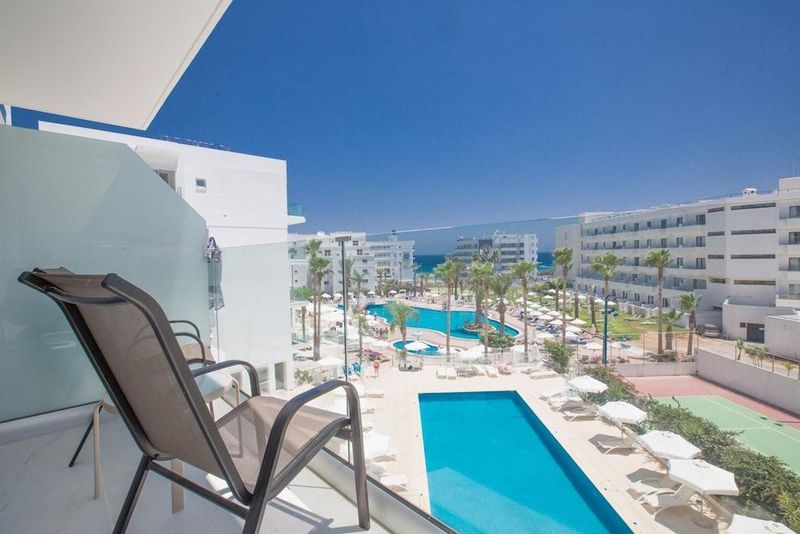 Tsokkos Protaras Hotel - Image 5