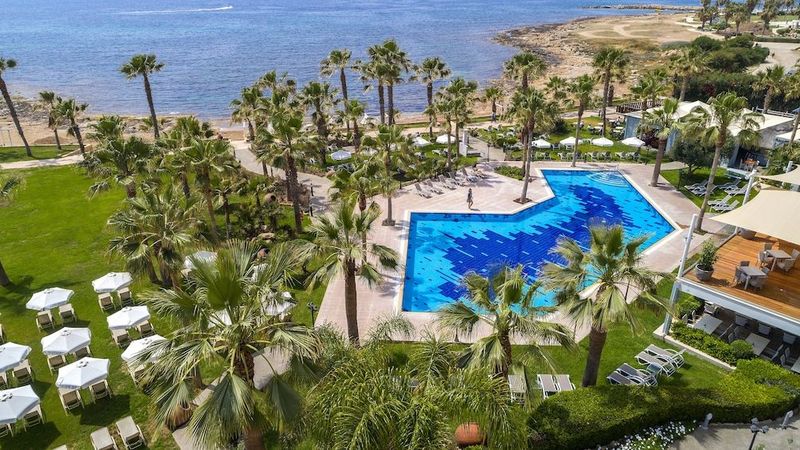 Aquamare Beach & Spa - Image 8