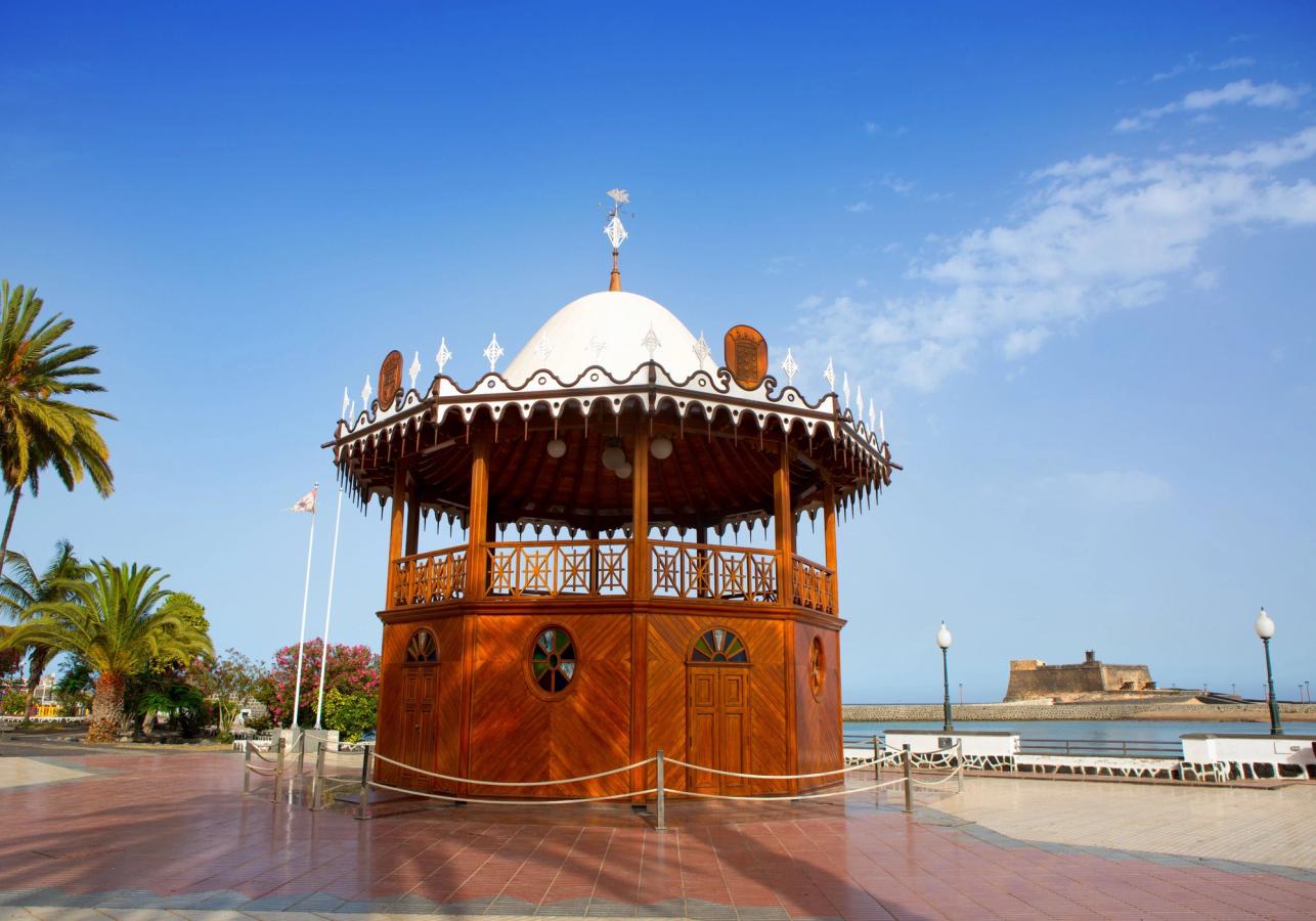 Musikkpaviljong på promenaden i Arrecife på Lanzarote