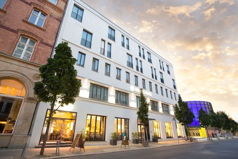 Select Hotel Berlin The Wall - Image 7