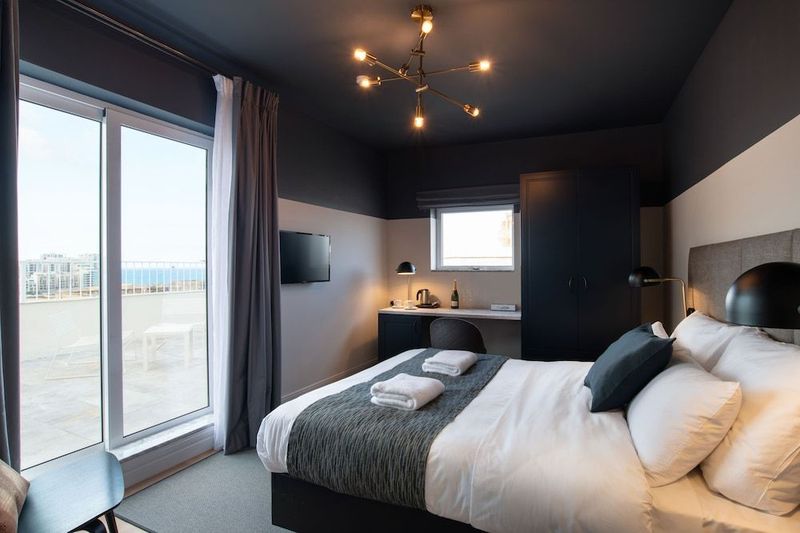 The Barrister Hotel - Image 5