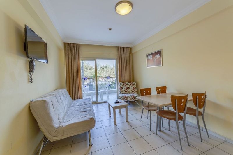 Alenz Hotel Apartments - Image 9