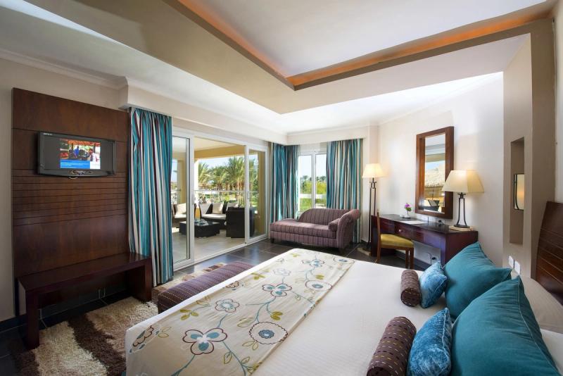 Amwaj Beach Club Abu Soma Resort - Image 3
