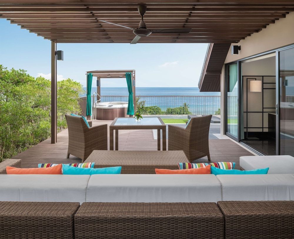 Hyatt Regency Phuket Resort - Image 2