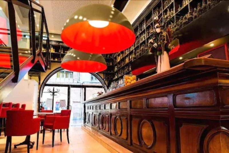 Hotel Le Pere Leon - Image 3