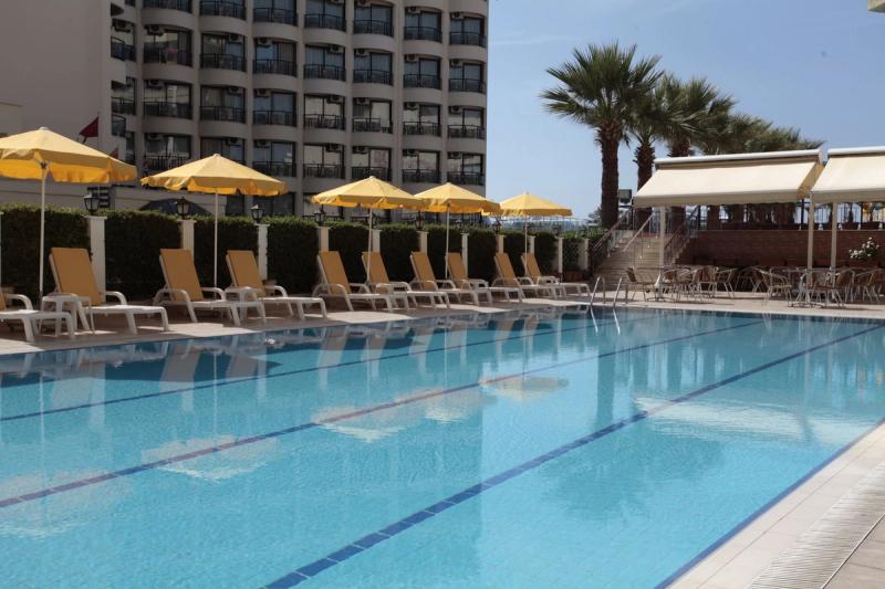Palm Hotel - Image 4