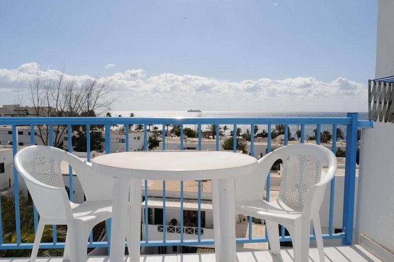 Costa Volcan Apartments - Image 2