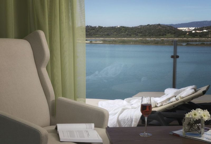 Agua Hotels Riverside - Image 10