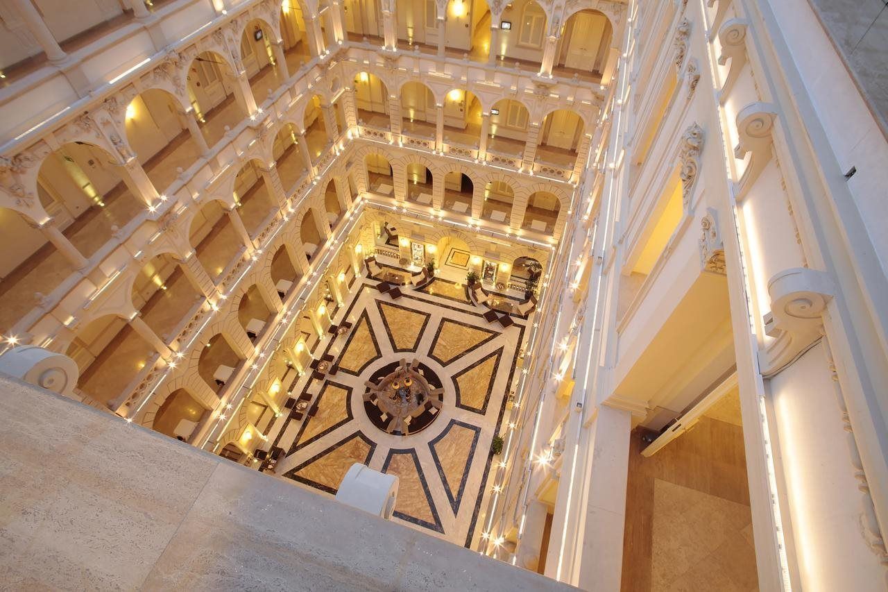 Billede av hotellet Anantara New York Palace Budapest - nummer 1 af 10