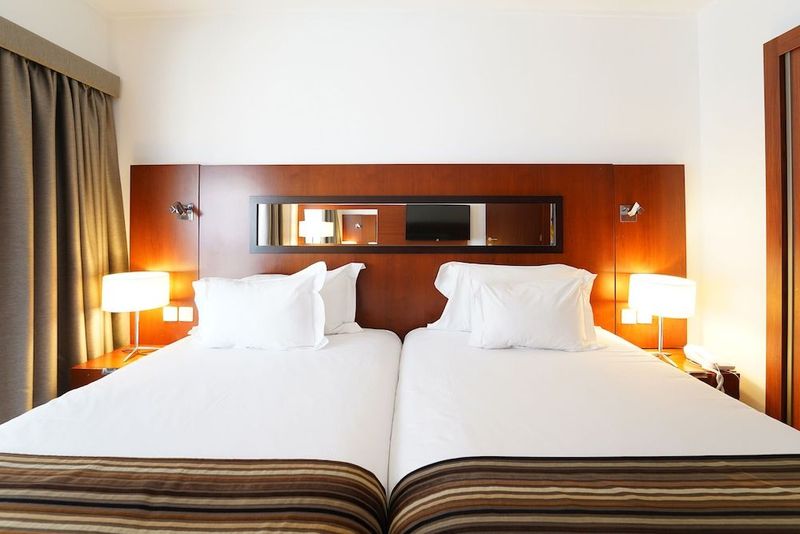 Legendary Lisboa Suites - Image 5