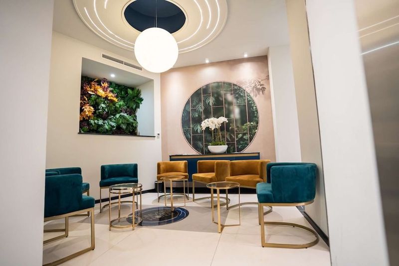 Hotel Univers - Image 3