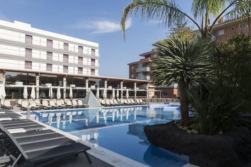Hotel Papi Blau