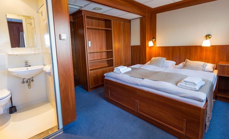 Grand Jules - Boat Hotel - Image 9