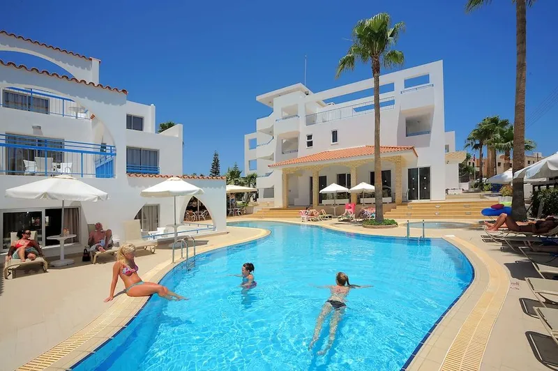 Petrosana Hotel Apts