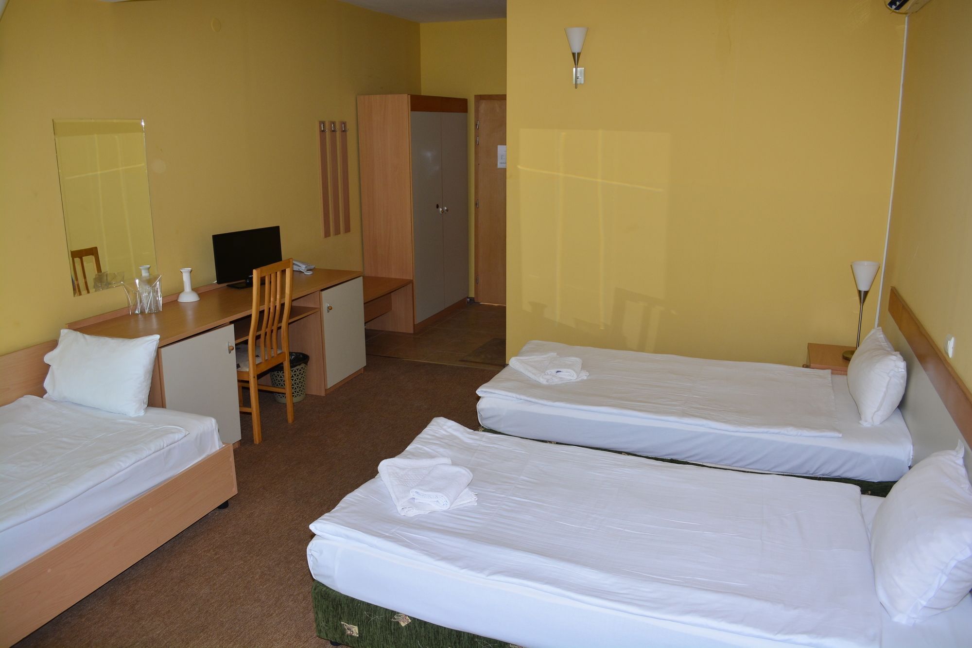 Hotel Juli - Image 9