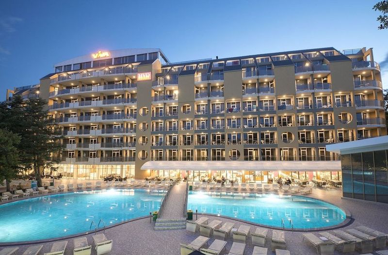 HVD Viva Club Hotel - Image 3
