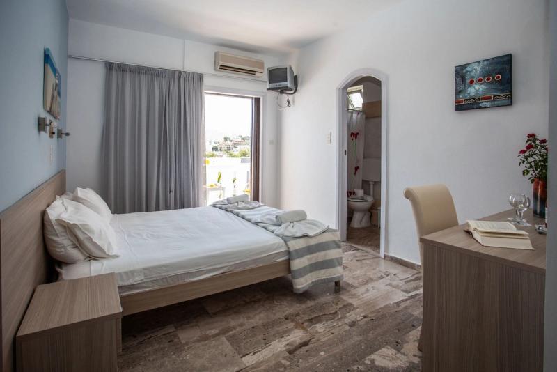 Hotel Myrtis - Image 5