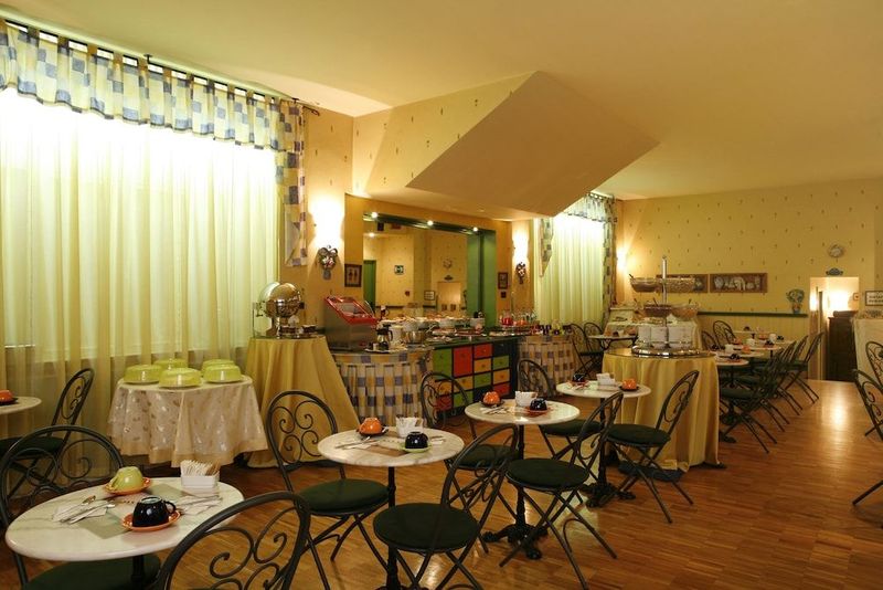 Hotel Lancaster - Image 6