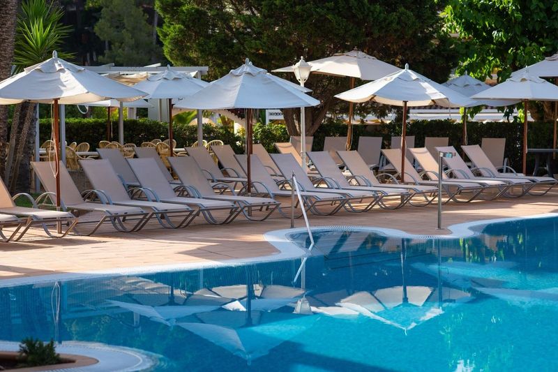 Valentin Reina Paguera Hotel - Image 8