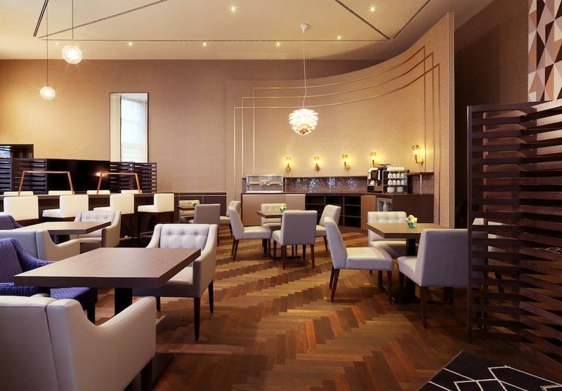 Sheraton Berlin Grand Hotel Esplanade - Image 2
