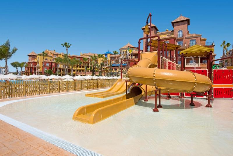 Iberostar Waves Malaga Playa - Image 4
