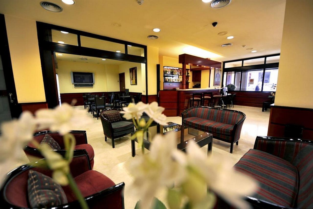 Glories Hotel - Image 10