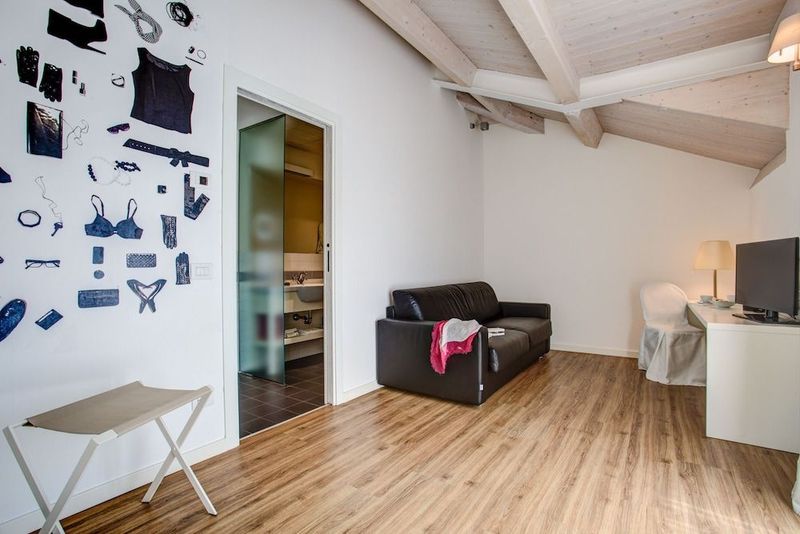 Rimini Suite Hotel - Image 6