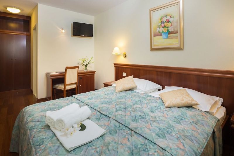 Hotel Villa Bacchus - Image 5