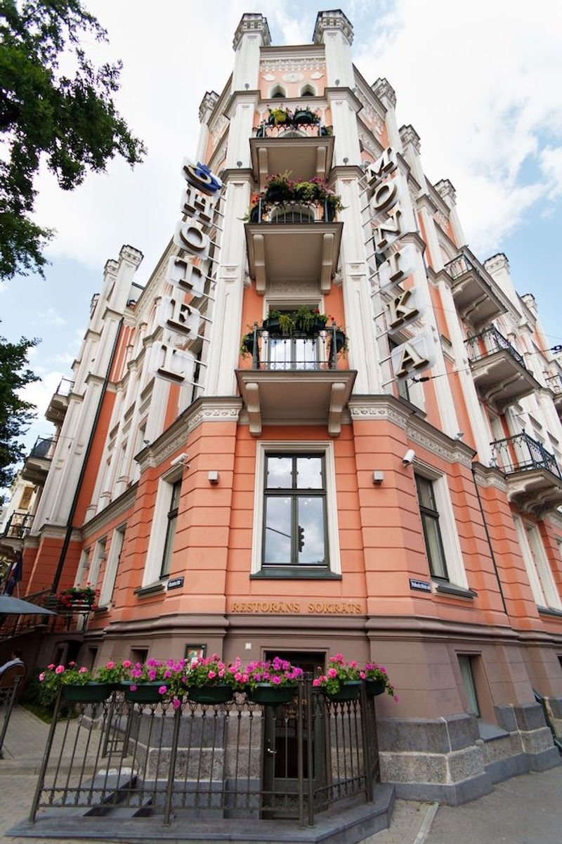 Monika Centrum Hotels - Image 9