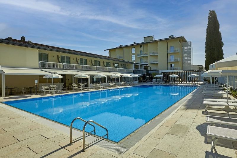 Park Hotel Casimiro - Image 9
