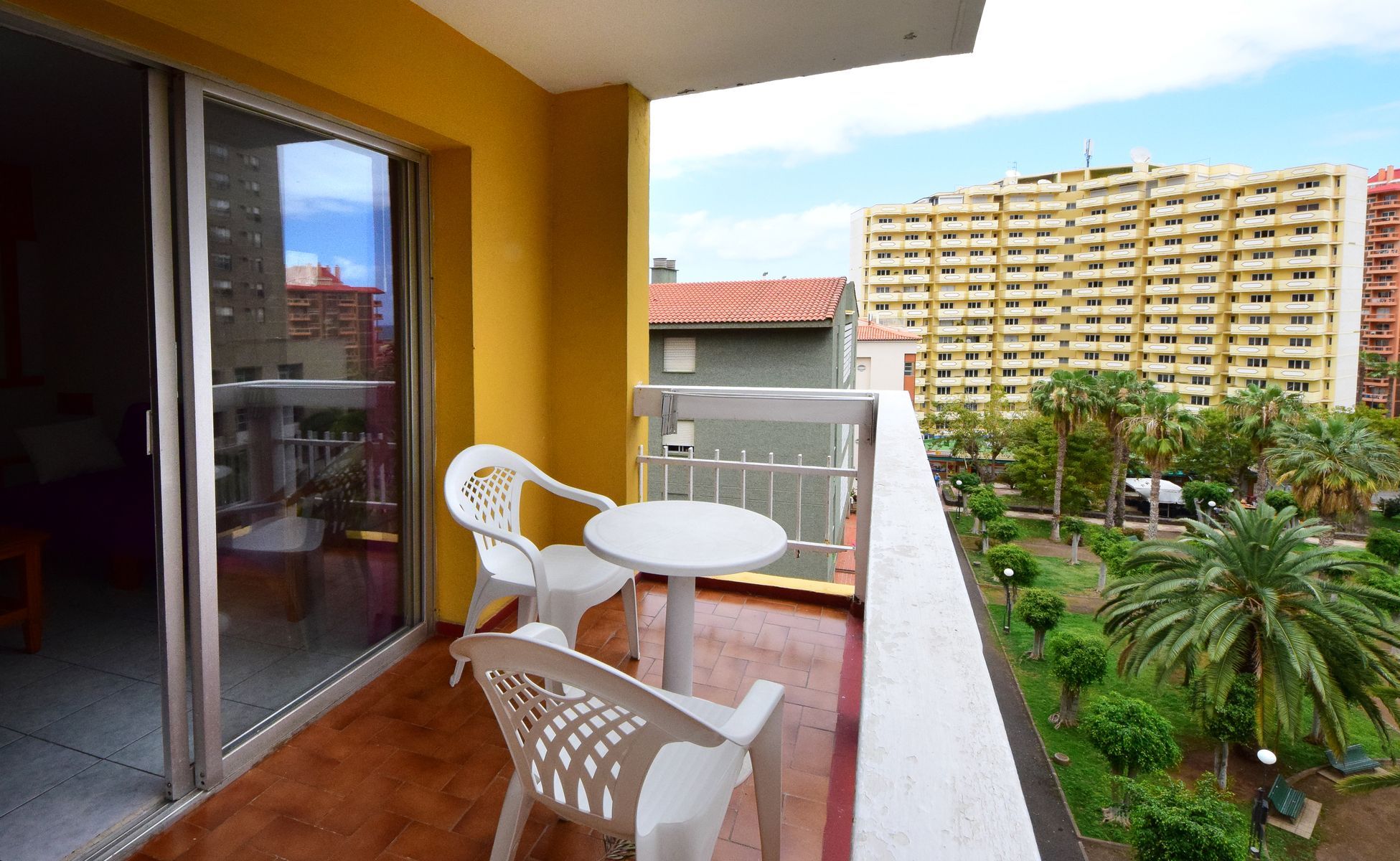 Skyview Hotel - Image 3