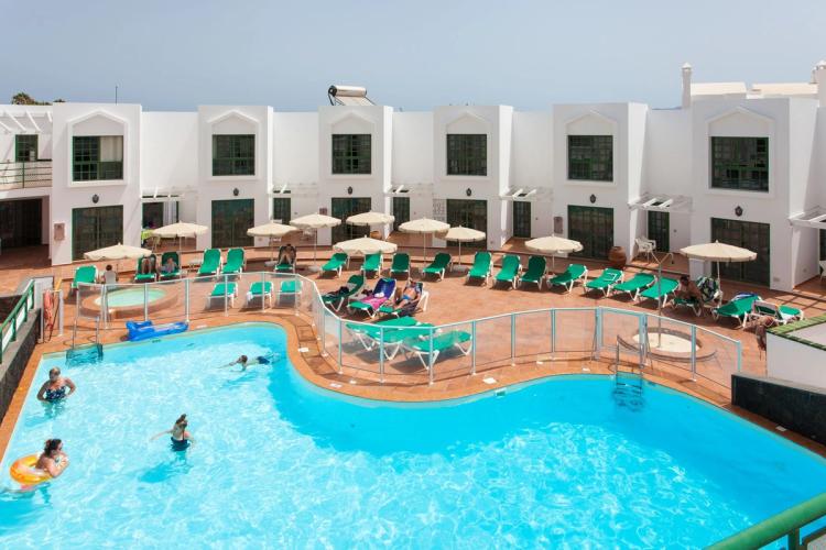 TAO Caleta Playa er et enkelt leilighetshotell som ligger nær stranden i Corralejo, Fuerteventura