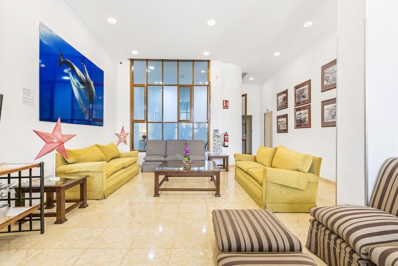 Andrea's Hotel Tenerife - Image 4