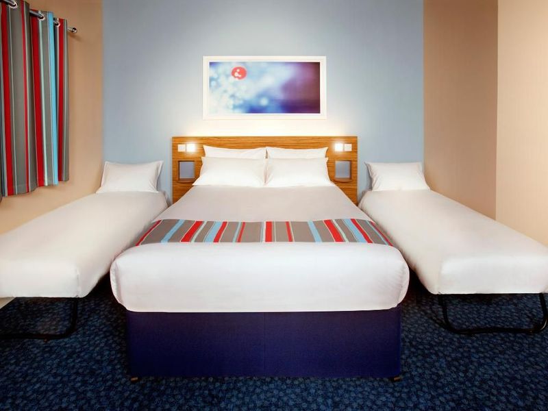 Travelodge London Vauxhall - Image 9
