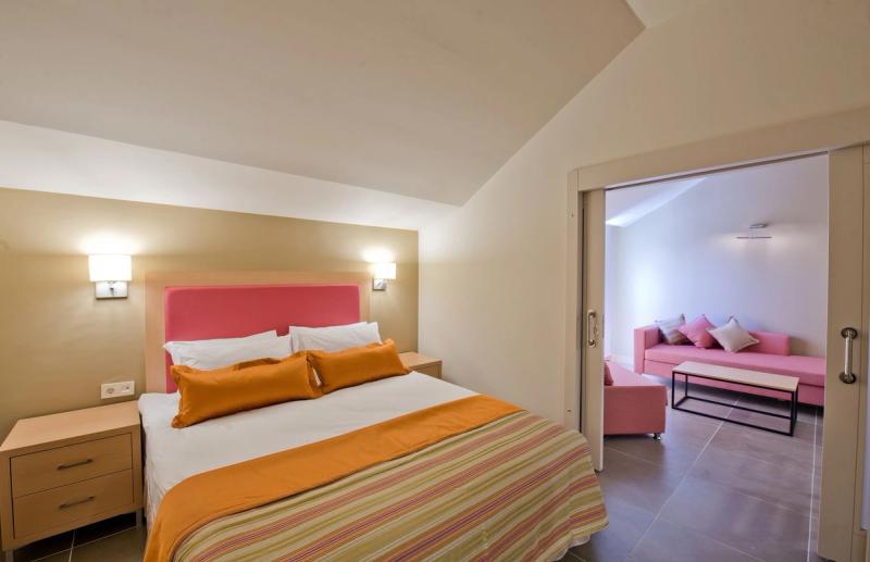 Kentia Apart Hotel - Image 9