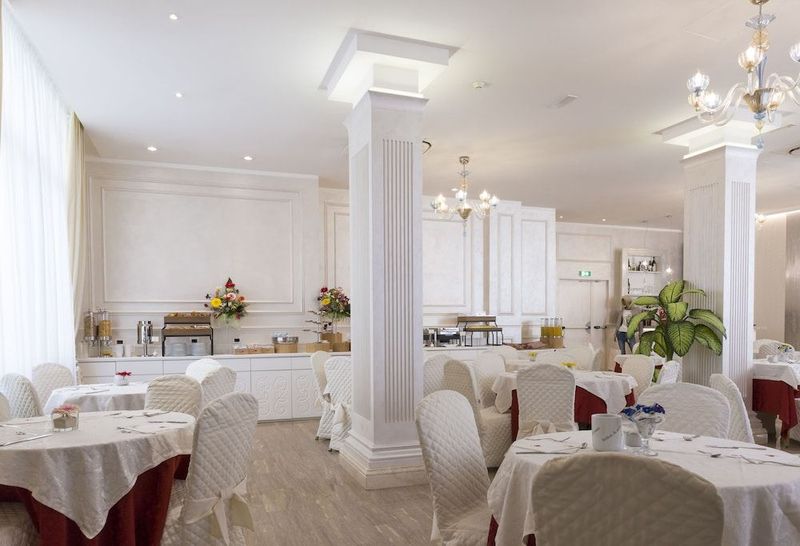 Hotel Vienna Ostenda - Image 4