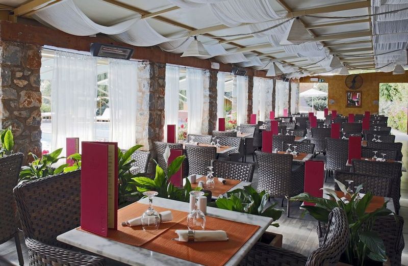 Orpheas Resort - Image 10