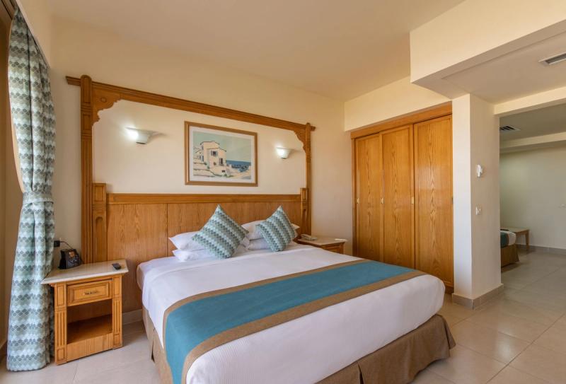 Hurghada Long Beach Resort - Image 10