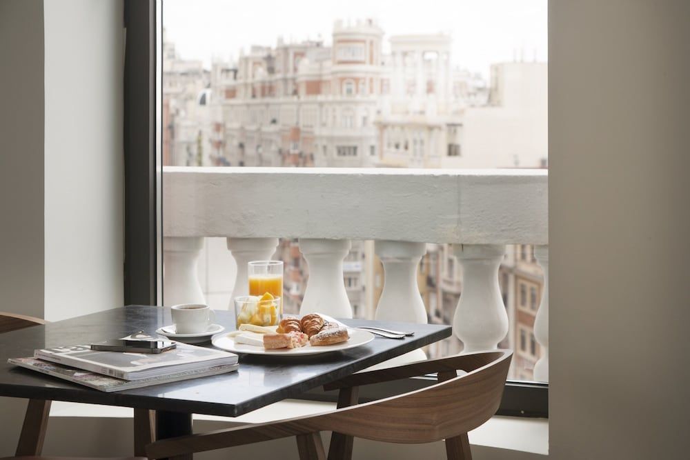 Dear Hotel - Image 6