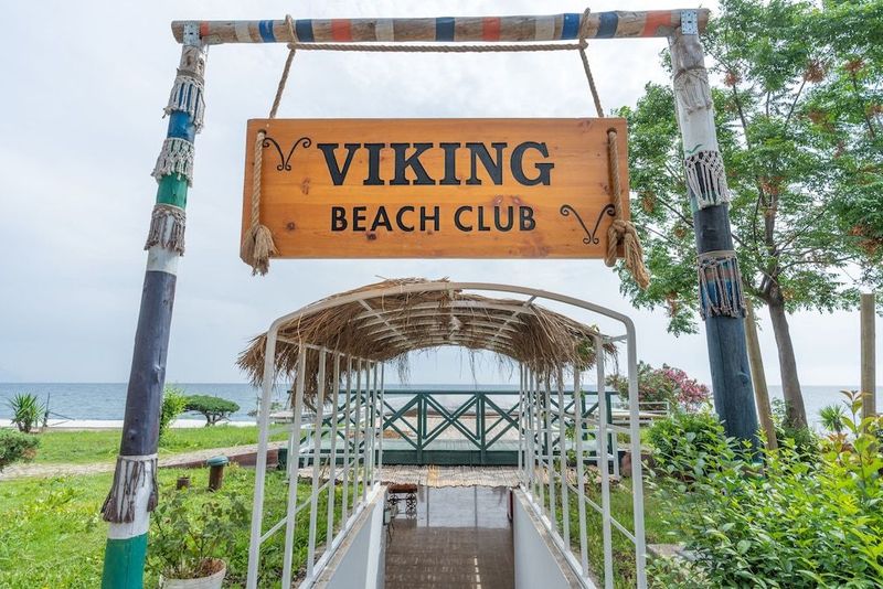 Grand Viking Hotel - Image 2