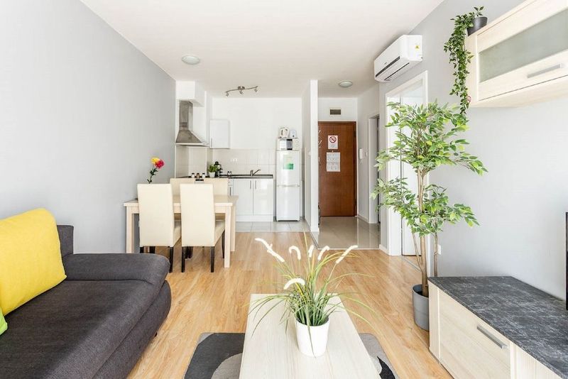Maple Tree Apartments - Image 4