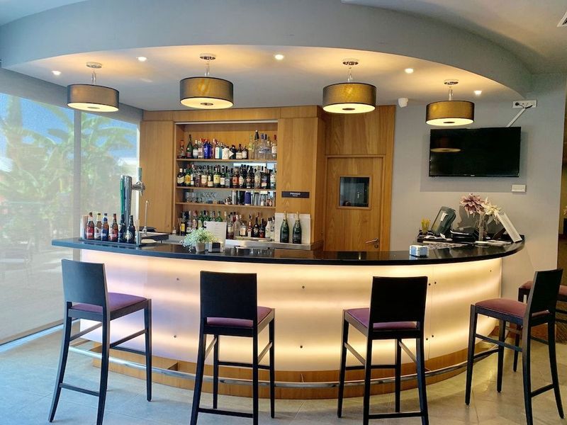 Hilton Garden Inn Malaga - Image 8