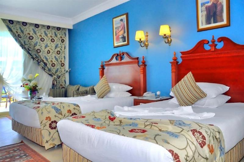 Titanic Palace Hotel - Image 2