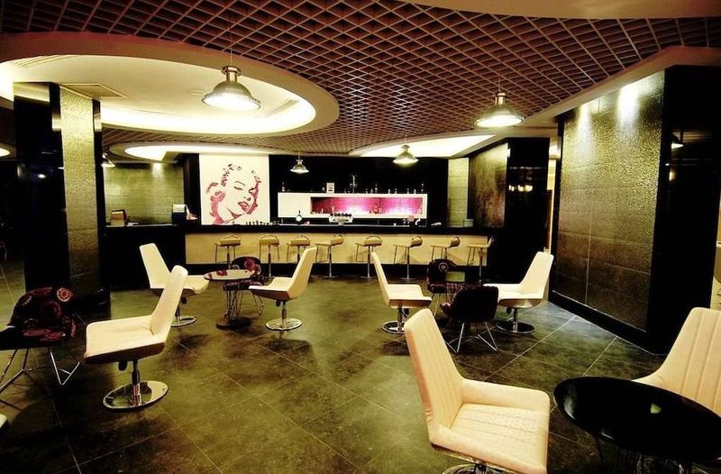 Seamelia Beach Resort & Spa - Image 4