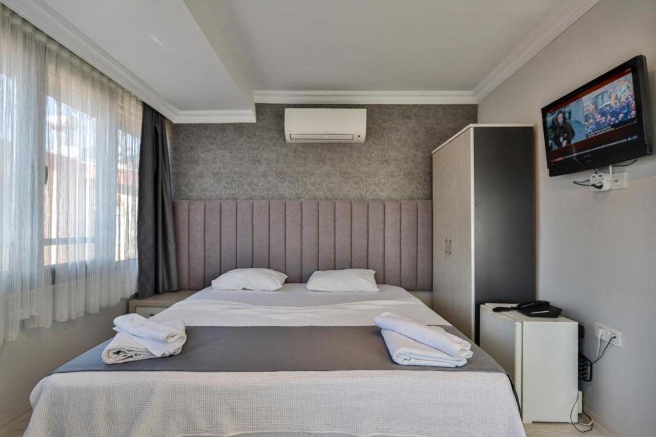 Side Gunes Hotel - Image 4