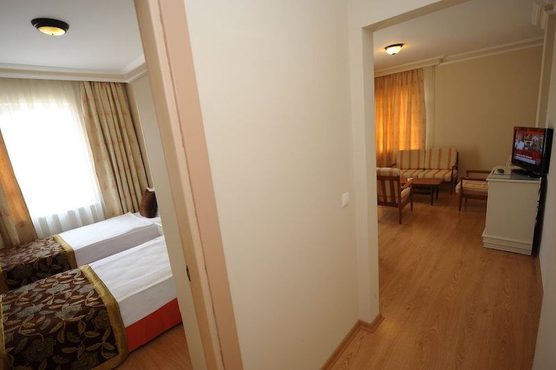 Suite Laguna - Image 8