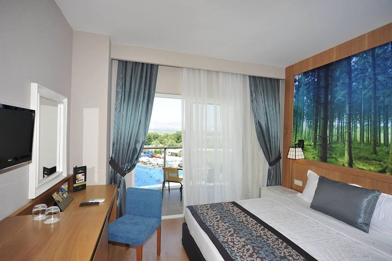 LRS Lake & River Side Hotel & Spa - Image 3