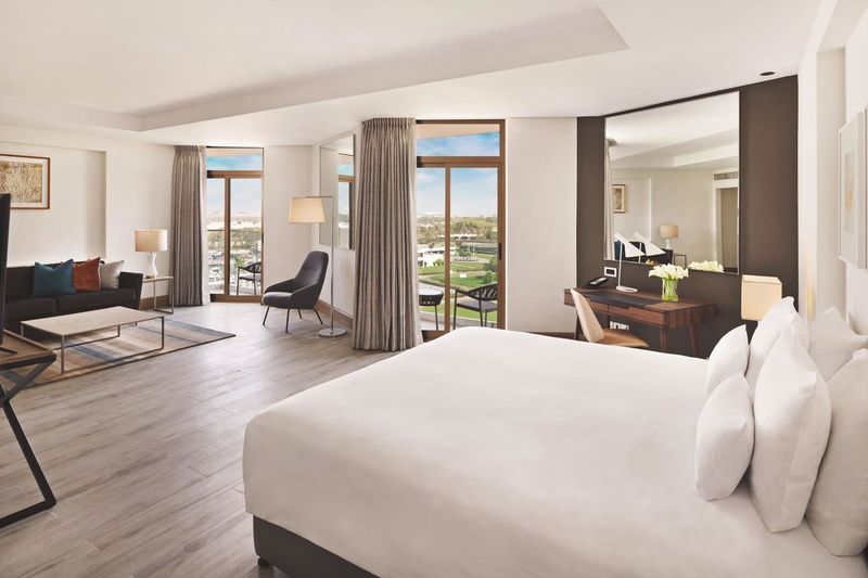 JA Beach Hotel - Image 3